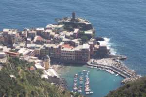 Xtrallusion offers independent self-guided Walking, Adventure, Activity, Skiing and Paragliding Holiday itineraries on the Italian Rivieras, in the Italian Lakes, in the Italian Alps and in some of the most beautiful corners of Italy.